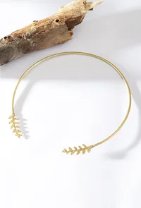 Dewdrop Leaf Open Necklace image 1