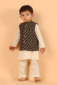 Set Of 3: Raif Off White Cotton Kurta, Pyjama & Black Ajrakh Jacket image 1