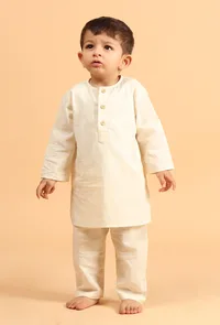 Set Of 3: Raif Off White Cotton Kurta, Pyjama & Black Ajrakh Jacket image 3