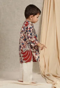 Set Of 2: Ranav Maroon & Beige Cream Kalamkari Printed Cotton Kurta & Off-white Pyjama image 2