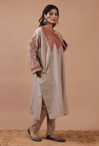 Grey Woolen Sozni Embroidered Phiran- Free Size image 3