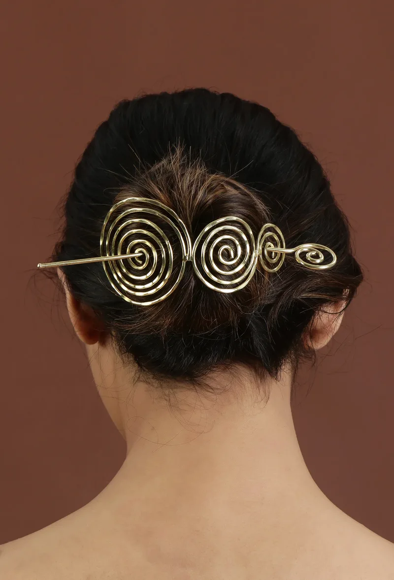 Golden Triveni Spiral Brass Juda Pin
