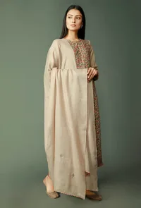 Set of 3: Beige kani kurta, shawl & pant image 2
