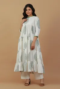 Set of 2: White Hand Block Printed Tiered Kurta with Solid White Straight Pants image 2