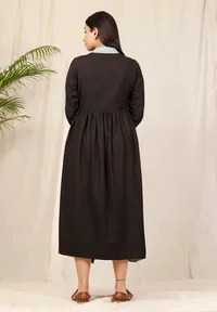 Black angrkha cape image 3