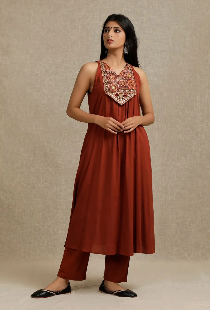 Set Of 2: Solid Rust Rayon V Neck Front Gather Kurta with Yoke Embroidery With Solid Rust Straight Fit Narrow Pants