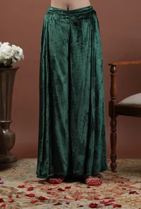 Set Of 2: Samza Emerald Green Velvet Tilla Embroidered Phiran Kurta & Palazzo image 5