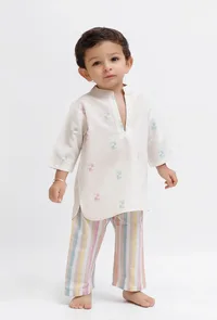 Set Of 2: White Dobby Kurta and Striped Pant image 1