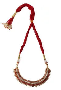 Elegant Antique Necklace And Stud Earrings image 3