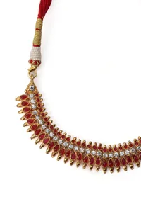 Elegant Antique Necklace And Stud Earrings image 5