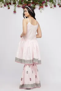 Light Pink Short Gathered Hand-Blockprinted Cotton Kurta image 4