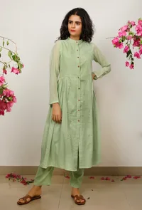 Set of 2: Mint Green Cotton Kota Gather Kurta with Mint Green straight Pants image 2