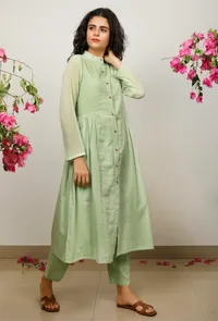 Set of 2: Mint Green Cotton Kota Gather Kurta with Mint Green straight Pants image 4