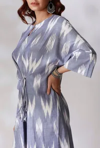 Blue Ikkat Tie-Up Kurta image 6