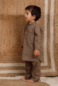 Set Of 2: Brown Mul Mul Kurta With Brown Pant image 2