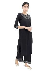 Black Kurta With Kantha Embroidered Neck image 3