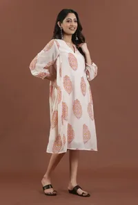 Blush Pink Buta Printed A-Line Midi Dress image 2