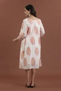 Blush Pink Buta Printed A-Line Midi Dress image 4
