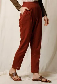 Gerua Cotton Slub Pants image 3