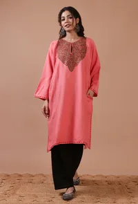 Sea Pink Woolen Sozni Embroidered Phiran- Free Size image 1
