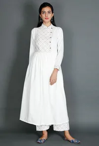 Collared White Kurta With Beige Kantha Embroidery image 1