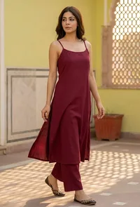 Set of 2: Red A-line Slip Kurta with Straight Pants image 1