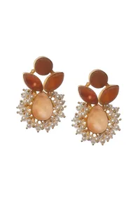 Salmon Peach Pearl Earrings image 2