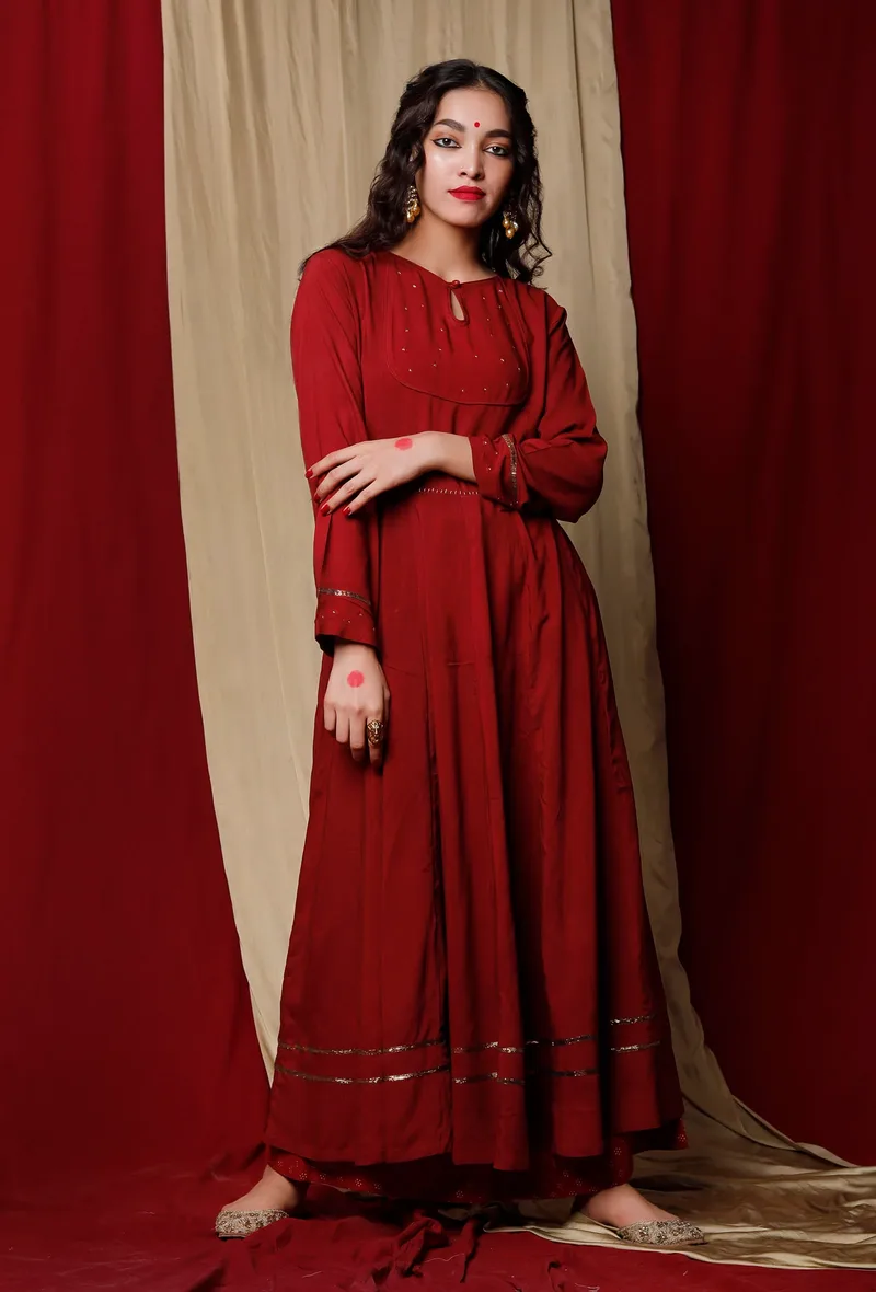 maroon  Handcrafted Georgette Cape