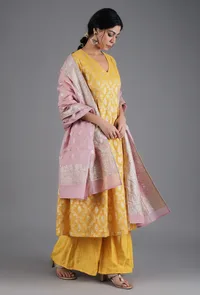 Baby Pink Jacquard Dupatta image 3