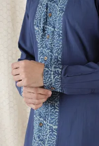 Jayvee Front Open Cotton Indigo Short Kurta image 6