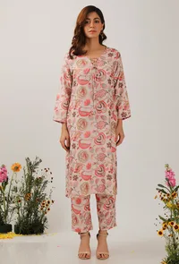 Set Of 2: Ambi Floral Chintz Straight Kurta With Narrow Fit Pants image 1