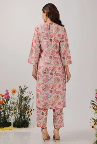 Set Of 2: Ambi Floral Chintz Straight Kurta With Narrow Fit Pants image 3
