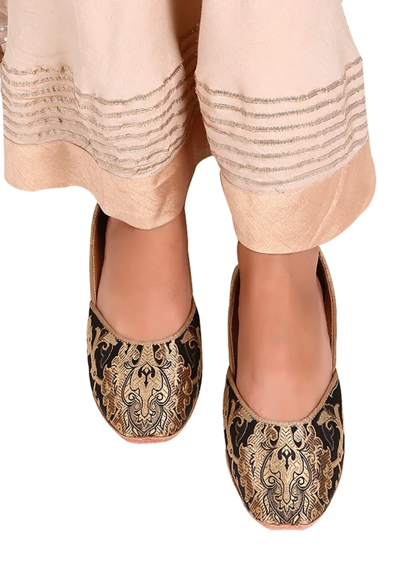 Black Brocade Genuine Leather Punjabi Jutti