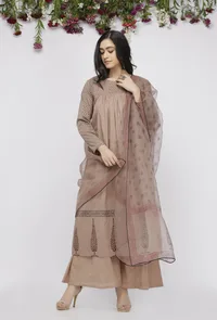 Set of 3: Beige Cotton  Hand-Block Printed Anarkali  Paired with Palazzo and Kota Hand-Block Printed Dupatta image 2