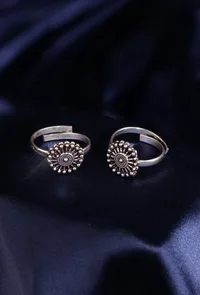 Keya German Silver Adjustable Toe Ring image 1