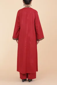 Cherry Red Loose-Fit Handwoven Kullu Patti Detailed Cashmilon Kurta image 4