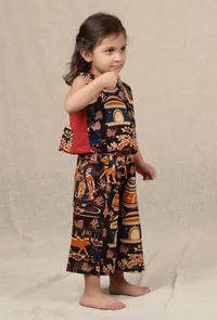 Set Of 2: Oorja Black Kalamkari Short Cotton Top & Palazzo Pant image 2
