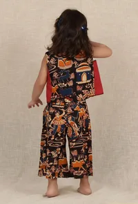 Set Of 2: Oorja Black Kalamkari Short Cotton Top & Palazzo Pant image 3