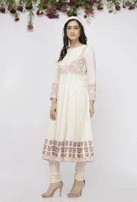 Set of 2 : Off White Cotton Hand-Block Printed Anarkali Paired with White Cotton Chooridar image 2