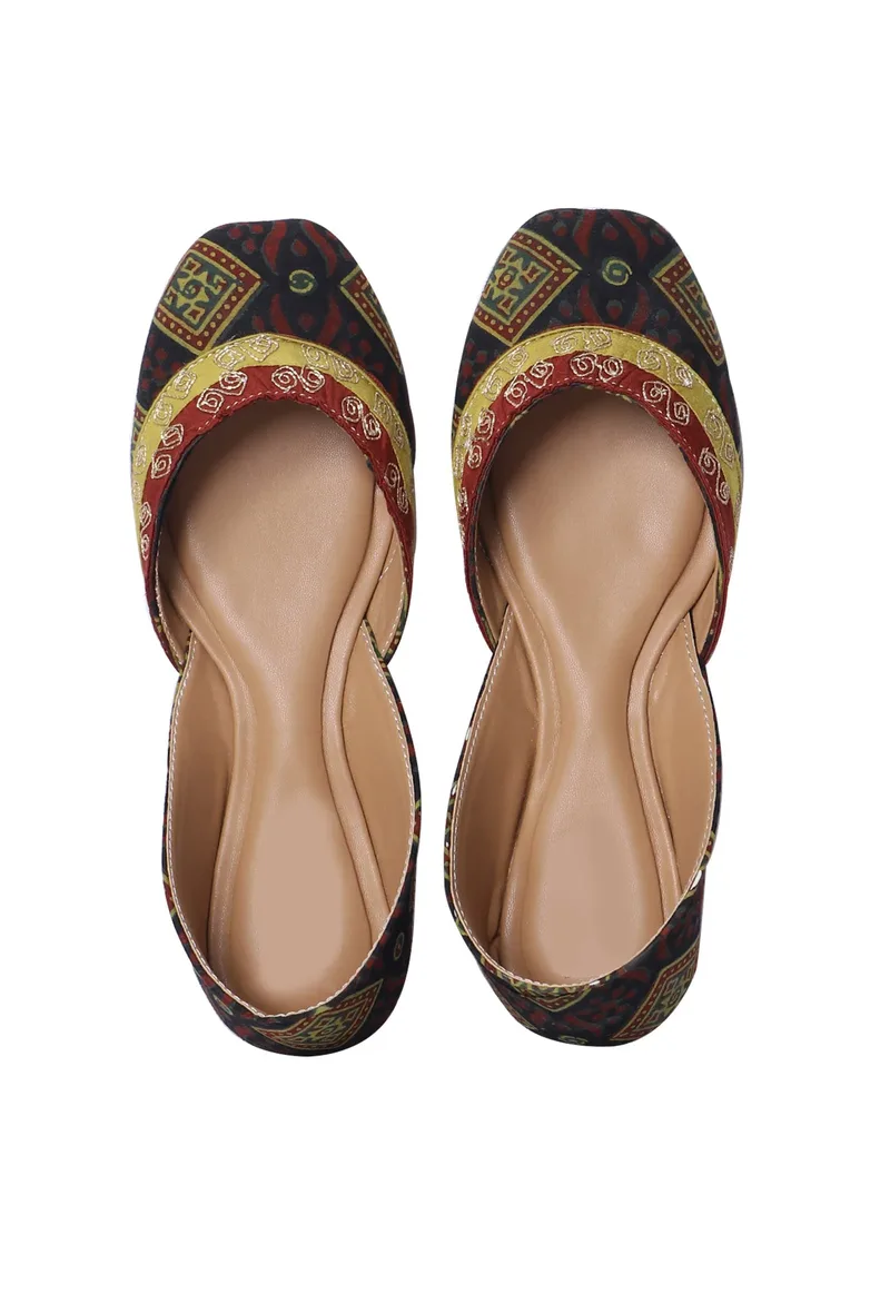 Prussian Blue Ajrak Jutti