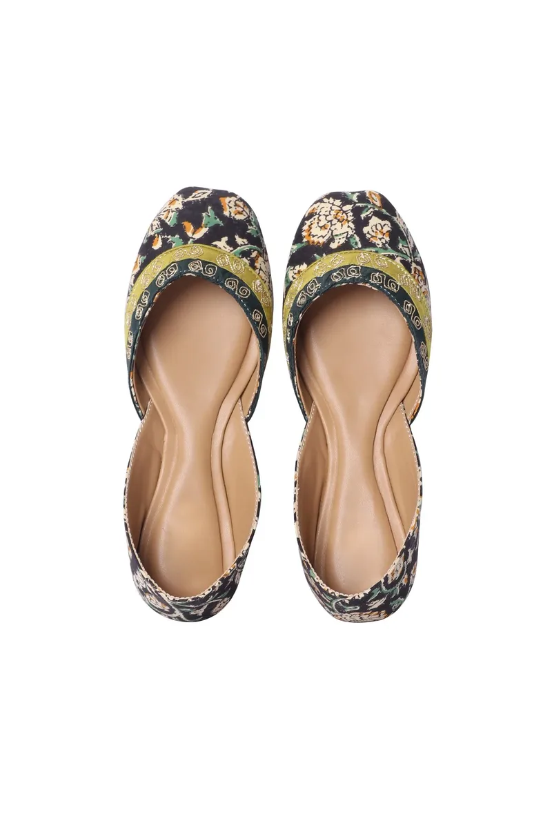 Prussian Blue Multi-colored Kalmkari Jutti