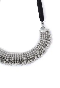 Kashvi Silver Black Thread Necklace image 3