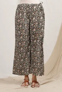 Set of 2: Printed Off white kalamkari kurta and pallazos image 2