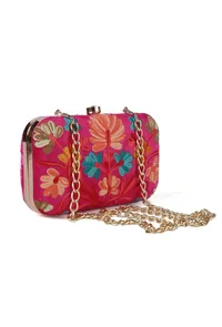 Pink velvety rectangular clutch image 4