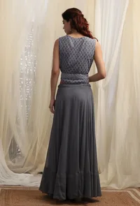 Set Of 2: Anchor Grey Wrap Around Crop Top & Embroidered Waist Belt image 4