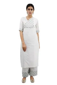 White Cotton Kurta With Green Kantha Embroidery image 1