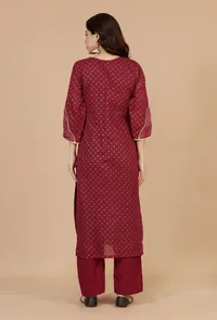 Set of 2: Maroon Hand Block Printed Straight Kurta with Solid Cotton Pants image 3