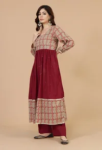 Set of 2: Red Flared Kurta with Baagh Block Print & Solid Cotton Pants image 2