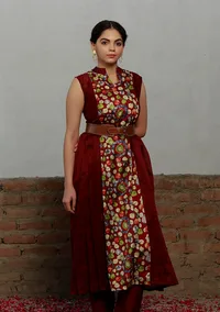 Beige Kalamkari Printed Cotton Silk Pleated Midi Dress image 3