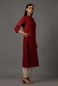 Set of 2: Maroon Pure Woven Cotton Kurta and Pants image 3